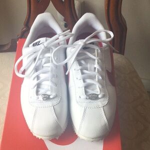 Kids Nike Cortez sneakers size 3.5